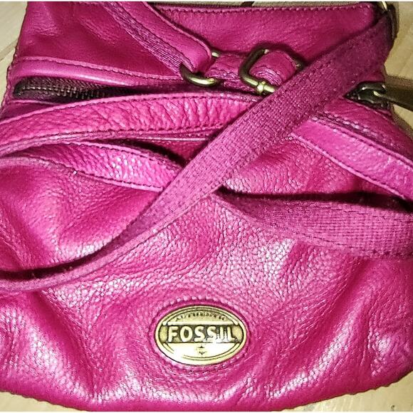 Fossil - Explorer Mini Magenta / Raspberry Pink Leather Crossbody Purse, Y2k - Picture 3 of 11